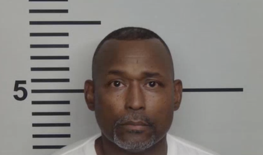 Kentucky Christian Pastor Arrested For Organized Crime And Credit Card Fraud After Stealing From Elderly Women